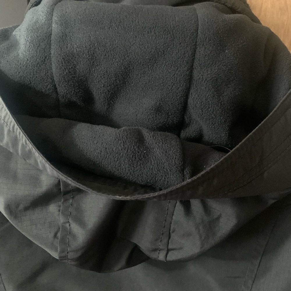 Hollister Black All-Weather Raincoat READ - DISCLOSED FLAWS with photos - Picture 8 of 14